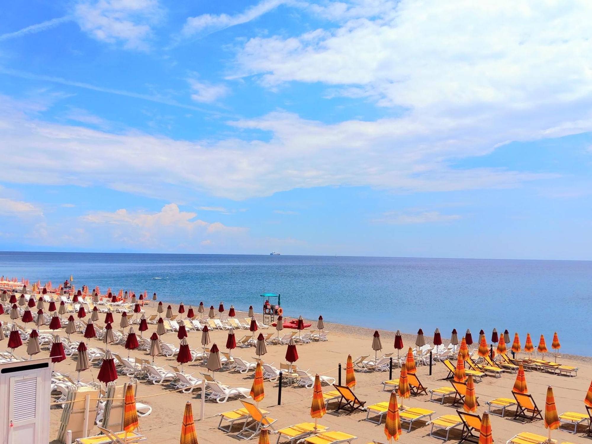 Sweet Sea View Leilighet Savona Eksteriør bilde